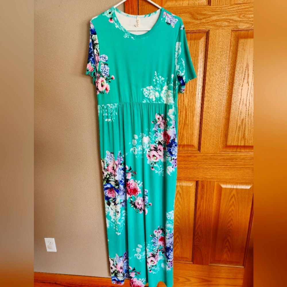 Floral Green Maxi Dress